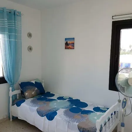 Kings Avenue - Natalia's * Paphos